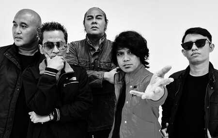 “Aku Sedang Tak Percaya Diri” Single Terbaru Rocker Kasarunk, Terdengar Beda