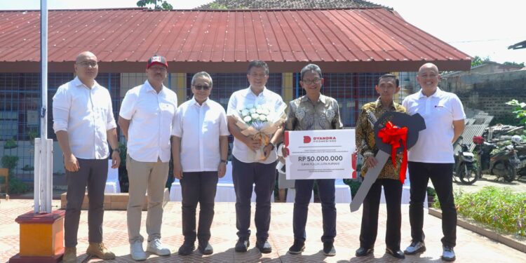Dyandra Promosindo Peduli Pendidikan Renovasi Fasilitas Pendidikan di SMP Ganesa Satria