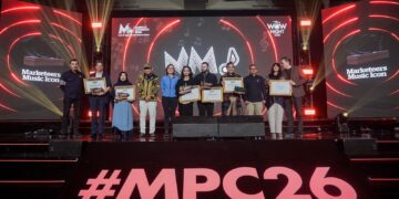 Iwan Fals hingga Rhoma Irama Raih Penghargaan Marketeers Music Icon 2025 dari Kementerian Ekraf
