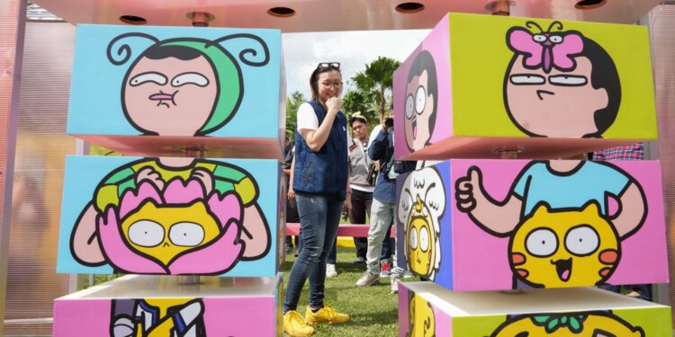 Tahilalats Satu Dekade, Hadirkan Instalasi Imersif Berskala Besar di Ruang Publik