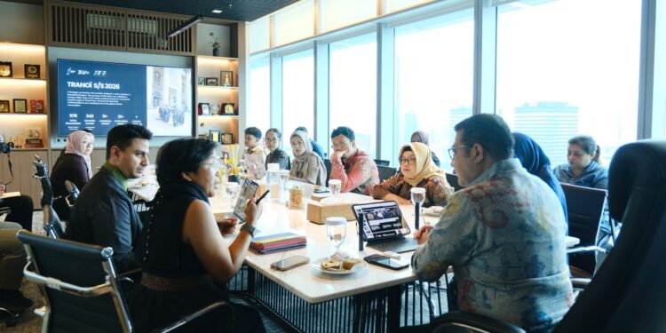 JFW 2027 Menuju Tranoi Paris dan Riyadh Fashion Week, Ini Dukungan Kementerian Ekraf