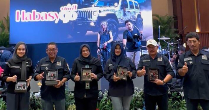 Jeep Wrangler dan Gladiator Bergabung Wujudkan Inaugurasi JKONE Owners Club Indonesia