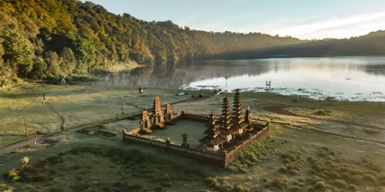 Pariwisata Indonesia Awali 2026 Raih Puluhan Penghargaan Internasional