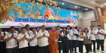 Tai Situpa Gembira Bertemu Umat Buddha di Dharma Teaching KCBI – Universitas Buddhi Dharma