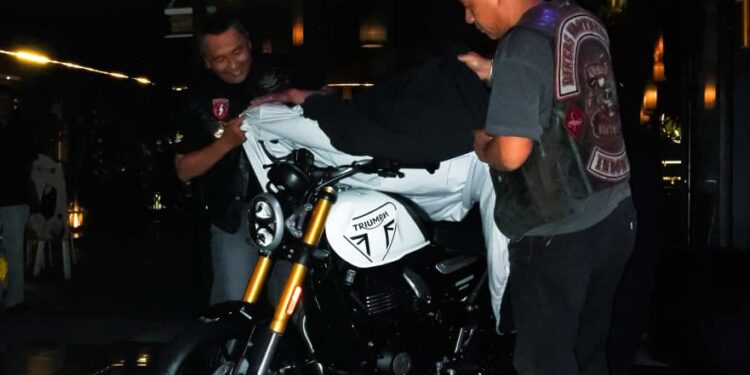 Triumph Perkenalkan TR 400 Series di Komunitas Riders Bandung