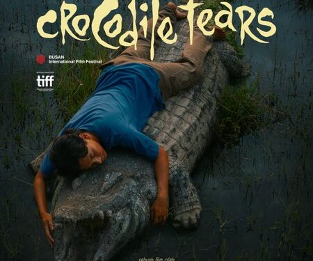 Crocodile Tears Setelah Berkeliling Lebih dari 30 Festival Dunia, Siap Tayang 7 Mei 2026