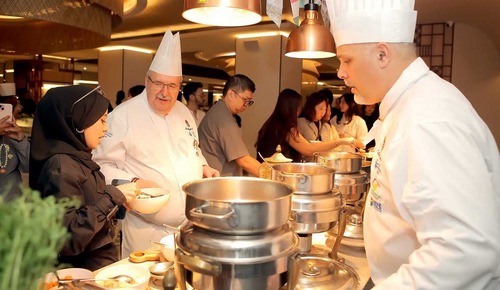 Mangkuluhur ARTOTEL Suites Gelar Festival Kuliner & Budaya Hungaria “Simfoni Warisan, Seni, dan Gastronomi”