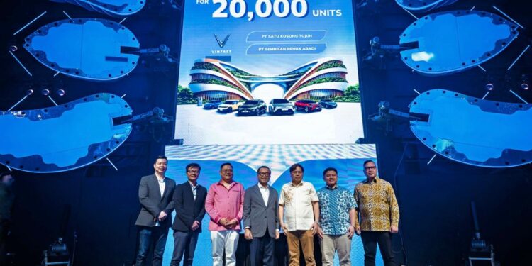 VinFast Resmi Pasok 20.000 Kendaraan Listrik ke Mitra Transportasi di Indonesia