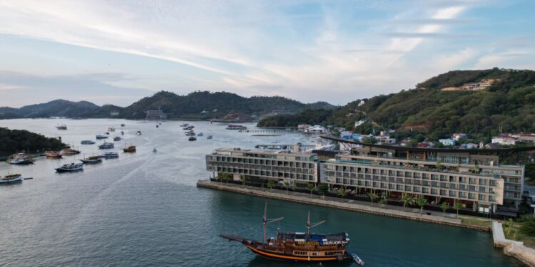 Komodo National Park Dinobatkan sebagai Destinasi Terindah ke-2 Dunia