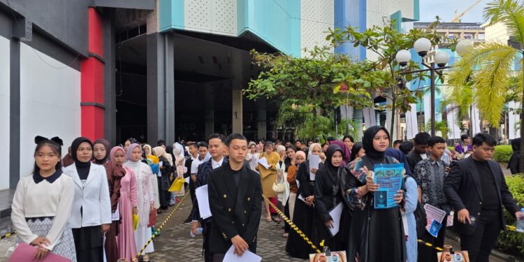 Audisi D’ Academy 8 Kota Makassar Berlangsung Penuh Kejutan 