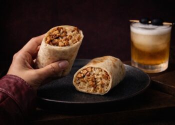 A REBELLIOUS HUNGER : Pengalaman Bersantap Berkelanjutan Hadir di ARTOTEL Cabin Bromo