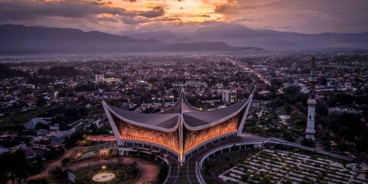 Sumbar Bakal Dijadikan Destinasi Unggulan Gastronomi dan Wisata Ramah Muslim