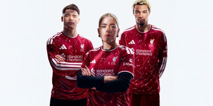 LFC dan adidas Luncurkan Jersey Kandang Musim 2026-2027 Sarat Sejarah