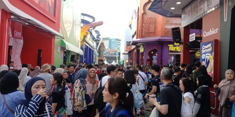 Pengunjung Jakarta Fair 2026 Tumpah Ruah di Akhir Pekan Ini