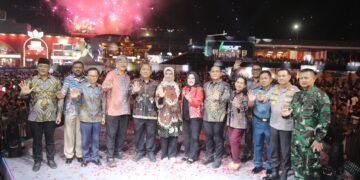 Pesta Kembang Api Tandai Puncak Malam Muda Mudi HUT ke-499 DKI Jakarta di JIExpo Kemayoran