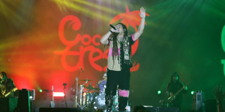 Coconut Treez Ajak Goyang Reggae Tipis-tipis Penonton Jakarta Fair