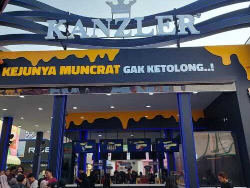 Kanzler Hadirkan Sosis Muncrat Saus Gochujang di Jakarta Fair