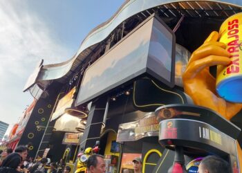Uji Kekuatan di Boxing Arcade Machine Extra Joss, Dapatkan Produk Gratis di Jakarta Fair 