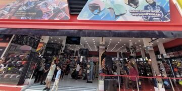 KYT Jadi Buruan Pengunjung Jakarta Fair,  Helm Standar Internasional dengan Harga Mulai Rp300 Ribuan