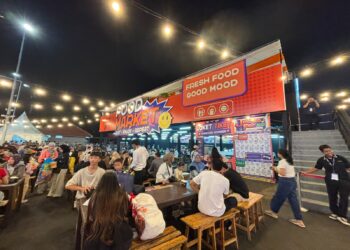Mau Nonton Konser Lebih Santai? Coba Area Tribun dan Food Market Ini