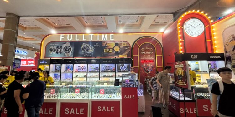 Stop The Clock dan Menangkan Jam Tangan Gratis di Booth Fulltime