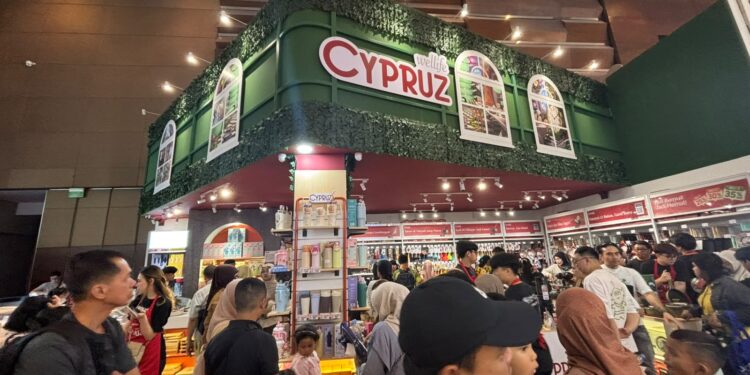 Gemas dan Fungsional! Booth CypruzJakarta Fair 2026 Punya Tumbler Karakter hingga Peralatan Dapur Kekinian