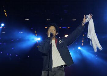 Hindia Ciptakan Lautan Suara di Jakarta Fair