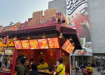 Bingung Mau Ngemil Apa? Gerobak Jajanan Punya Banyak Pilihan Favorit