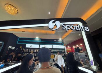 Upgrade Aksesori HP di Spotlite Jakarta Fair! Ada Tempered Glass, Casing, hingga Kipas Portable Mulai Rp59 Ribuan