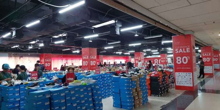 Tiga Brand Sepatu Ini Tebar Diskon Besar