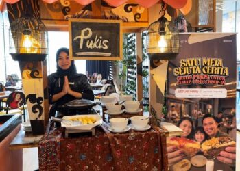 “Satu Meja Sejuta Cerita”: Hangatnya Kue Pukis, Sambutan Manis untuk Tamu Luminor Hotel Jakarta Kota