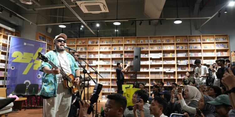 Gelaran 25/7 Prelude Pertemukan Literasi dan Musik Bersama Sore