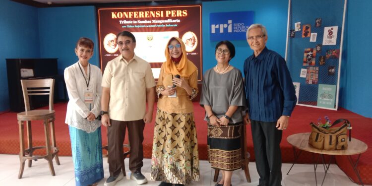 Mengingat penyiar Legendaris Sambas di 100 Tahun Tribut to Sambas Mangundikarsa